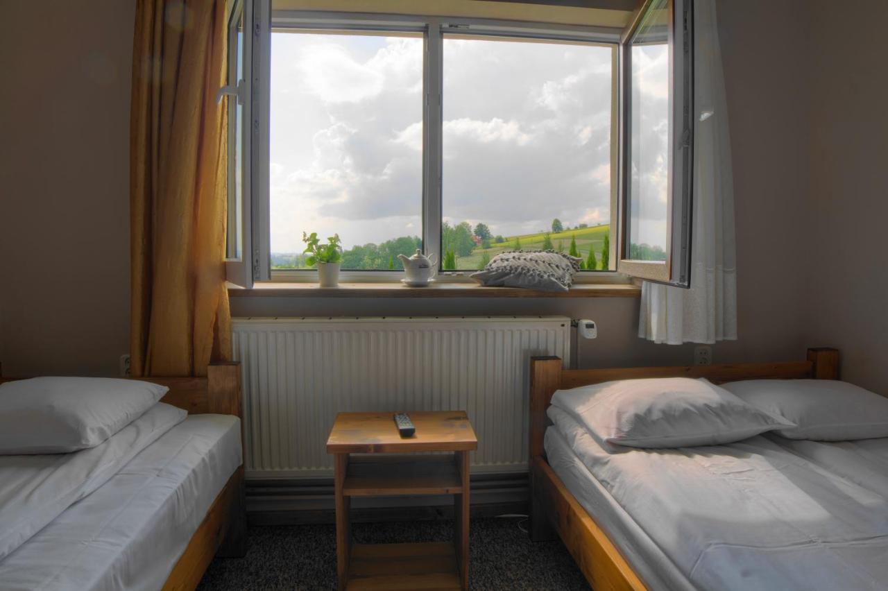 Osrodek Wypoczynkowy U Bartka Bed & Breakfast Czerwienne Exterior photo