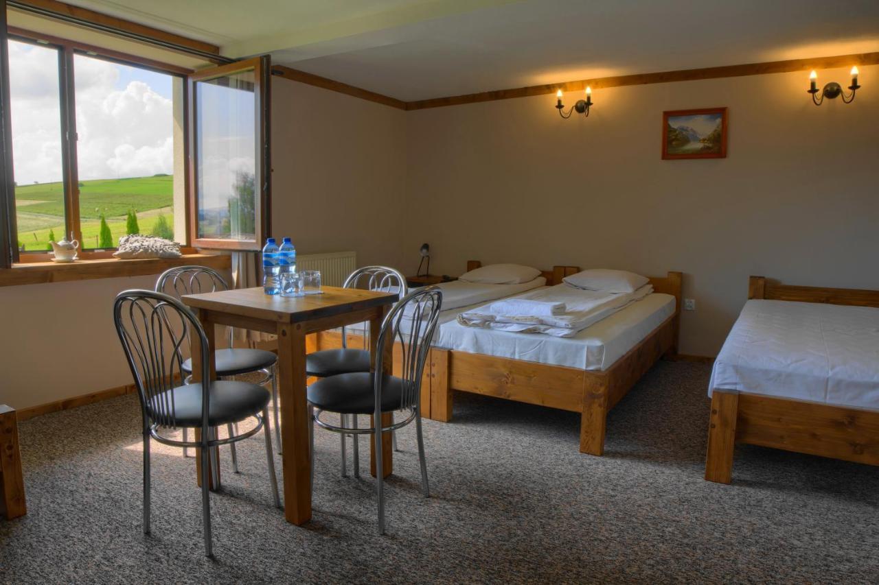 Osrodek Wypoczynkowy U Bartka Bed & Breakfast Czerwienne Exterior photo