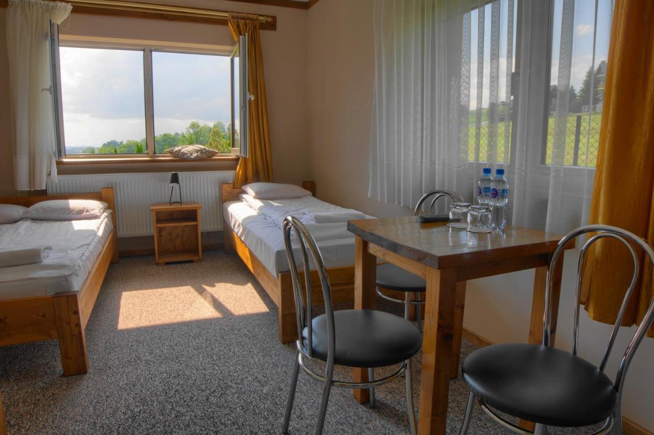 Osrodek Wypoczynkowy U Bartka Bed & Breakfast Czerwienne Exterior photo